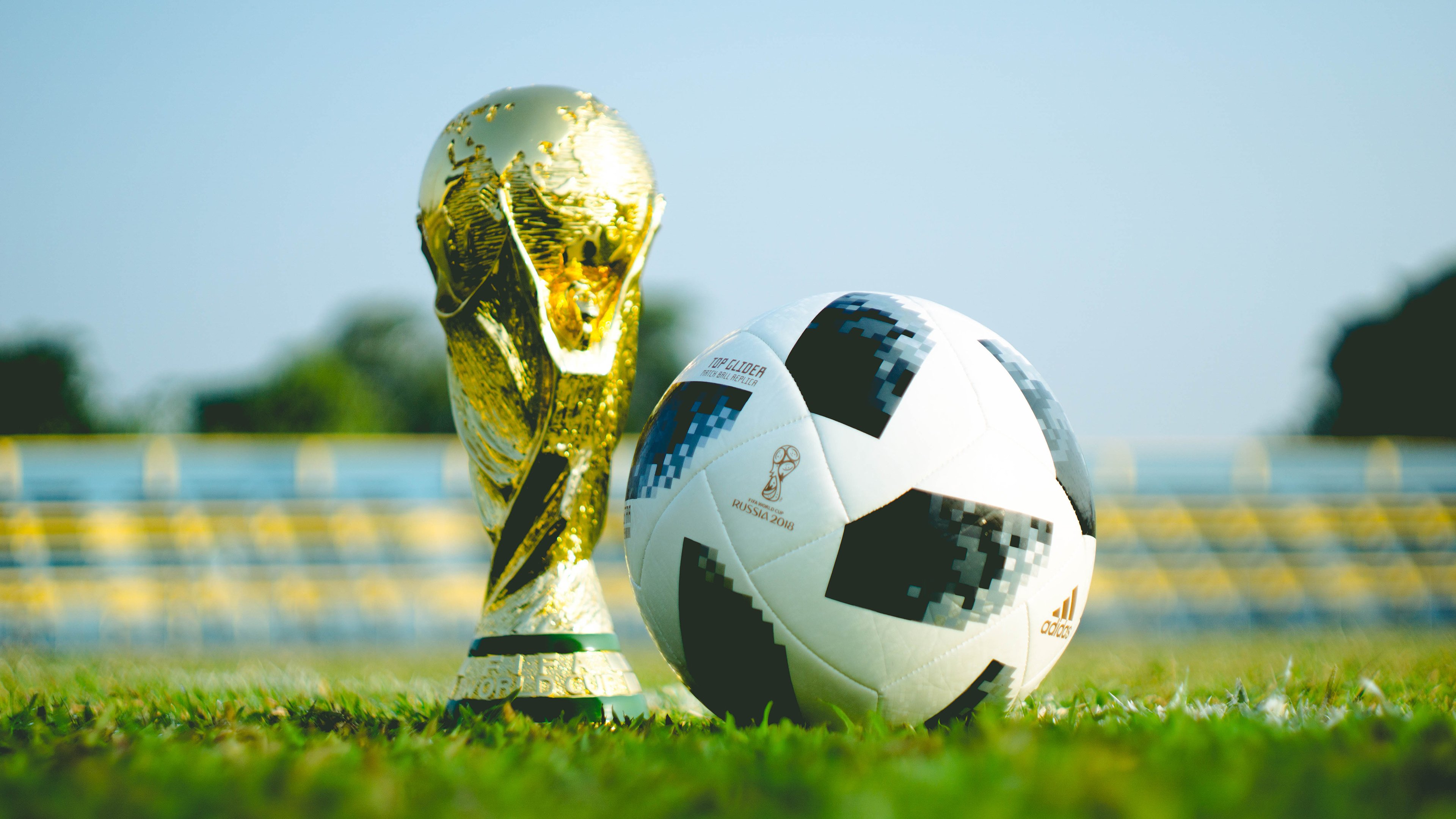 国足与世界强队过招，锤炼技战术能力，国足冲击2022世界杯